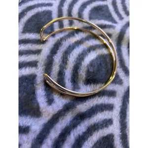 Fashion gold tone bangle jewlery thumbnail 2