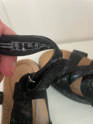 Clark’s Black Strappy Comfort Wedge Sandals thumbnail 3