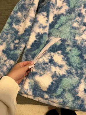 The North Face Blue White Cloud-Print Fleece Pullover Hoodie thumbnail 2