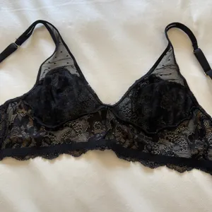 ✨ Frederick’s Of Hollywood Y2K Black Sheer Floral Lace Bralette | Coquette Fairycore Lingerie Top | Romantic Soft Cup Mesh Bra Size S thumbnail 8