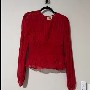 FARM Rio Pleated Peplum Red Blouse Size S Long Sleeve thumbnail 6