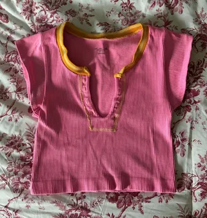 Urban Outfitters Top thumbnail 1
