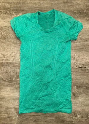 Lululemon Swifty Tech thumbnail 1