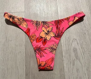 Kulani Kinis Bottoms thumbnail 1