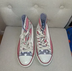 UNISEX CONVERSE ALL STARS RED, WHITE & BLUE SNEAKERS SIZE 6 1/2 Men, 8 1/2 Wm thumbnail 2