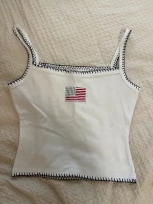 Le lis Flag Embroidered Tank thumbnail 1