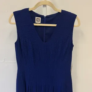 NWT Anne Klein Ultramarine Blue Textured V-Neck Pleated Fit & Flare Dress Size 2 thumbnail 3