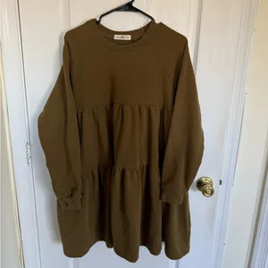 Natural Life Joey Tiered Sweater Dress in Olive thumbnail 3