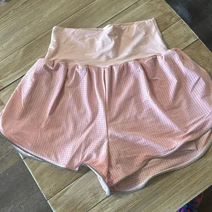 High waisted‎ shorts size medium Pink thumbnail 1