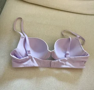 SKIMS Fits Everybody Push-Up Bra 32B thumbnail 2