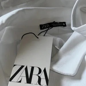 NWT ZARA CROPPED POLO WHITE MEDIUM Rugby Preppy Academia thumbnail 7