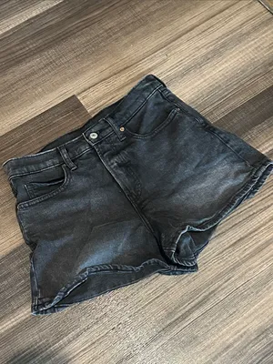 Old Navy Black Sky-Hi A-Line Denim Shorts thumbnail 2