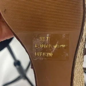 Women's brown‎ wedge size 7 1/2 canvas Brown thumbnail 6