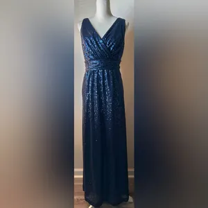 David’s Bridal Dark Blue Sequin V-Front & Back Long Dress 16 Spring‎ Wedding thumbnail 2