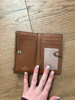 Kate Spade Wallet thumbnail 2