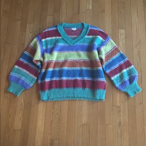POL Multicolor Striped V-Neck Sweater Women’s Size Large thumbnail 5