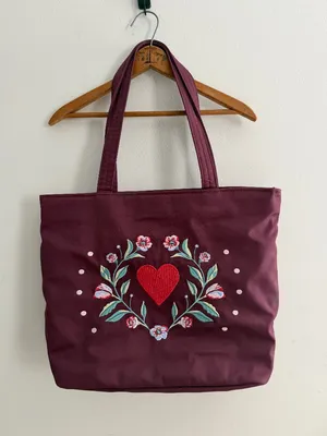Vera Bradley Imperial Hearts Red Tote Embroidered Floral Vines Damask Cottage thumbnail 1