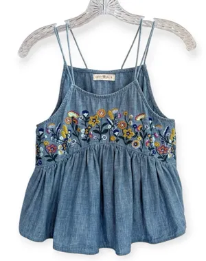 NWT Natural Life Erin Floral Embroidered Chambray Denim Tank Top Size Medium thumbnail 1