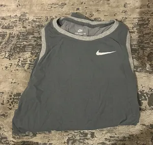 NWT Nike Gray Dry High Neck Tank Top Size Medium thumbnail 1