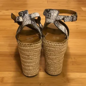 Franco Sarto Womens Talya Sandals- Size 8.5 thumbnail 4