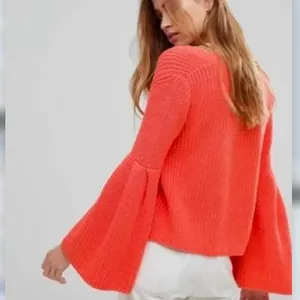 Free People XS Orange Damsel Cropped Bell Sleeve V-Neck Sweater thumbnail 6