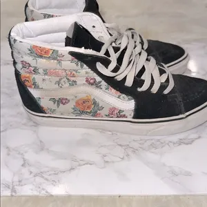 Unisex Vans Black and White High-Top Shoes thumbnail 6