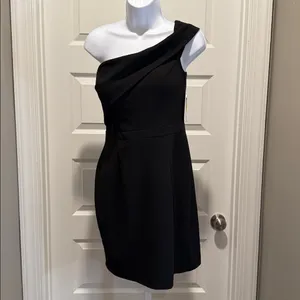 Aqua NWT‎ Size 12 Black One Shoulder Asymmetrical Sheath Cocktail Dres thumbnail 4