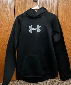 Women’s Under Armour Sweatshirt thumbnail 1