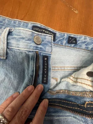 Lucky Brand Women's Distressed Raw Hem Denim Boyfriend Shorts Size 6/28 thumbnail 5