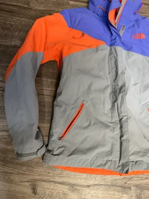 The North Face Women’s HyVent Insulated Colorblock Ski Jacket Small thumbnail 5