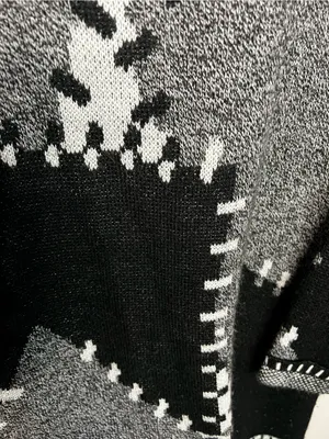 Willow Ridge Black Gray Patchwork Stitch Oversized Grandma Core Sweater Size M thumbnail 4