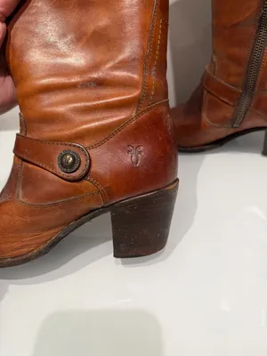 Frye Heeled Tall Brown Boots Size 7.5 thumbnail 7