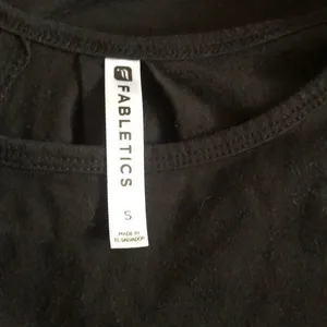 5/$30 🎈 Fabletics women’s small black Whitney‎ cut out tee thumbnail 4