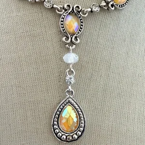 Avon Vintage beaded Teardrop Y Drop Necklace Silver Tone thumbnail 2