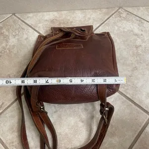 Roots x Enzo Angiolini VTG Leather Brown Buckle Drawstring Flap Backpack Purse‎ thumbnail 7