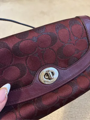 Coach Burgundy Signature Turnlock Shoulder Bag thumbnail 6