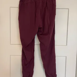 Men's Burgundy Pants Red Size M thumbnail 2
