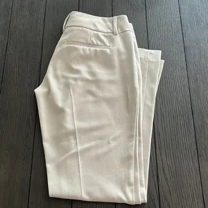 New York & Company Dress pants. In good Condition. Size:0 thumbnail 2