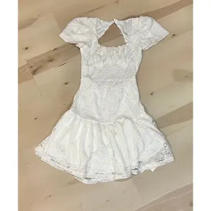Commense NWT Women Small White Lace Open Back Mini Dress Summer Cottage Coquette thumbnail 5