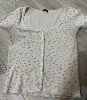 Brandy Melville Top thumbnail 2