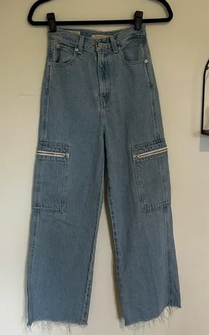 Levi’s High Loose Premium Wide‎ Leg Cargo Utility Style Zipper Pocket Jeans 23 thumbnail 1