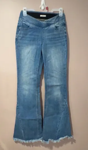 M. Jeans by Maurice’s Flare Leg Jeans with Frayed Hems thumbnail 2