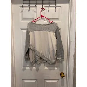 American Eagle Gray Textured Knit Mixed Media Crossover Back Sweater‎ Large thumbnail 4