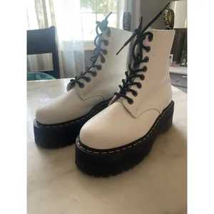 NEW Dr. Martens 1460 Pascal Max White Leather Platform Combat Boots thumbnail 9