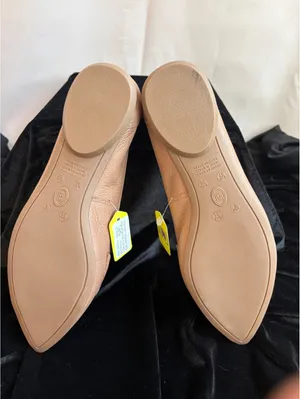 Bottero Women's Tan Leather Loafers with Gold Accent Size 6 thumbnail 7