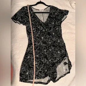 Steve Madden NWOT Elegant Black Floral Dress‎ new without tag thumbnail 5