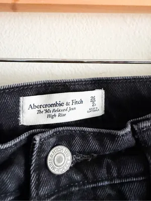 Abercrombie and Fitch 90s Relaxed High Rise Jean Size 26 thumbnail 7