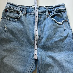 Abercrombie & Fitch 90s Ultra High Rise Straight Jeans thumbnail 6