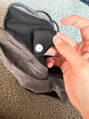 lululemon athletica Heathered Gray Sports Bra size 4 thumbnail 3