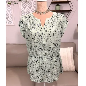 41 Hawthorn Stitch Fix Floral Blouse Custom Tailored Fit Cinch Women’s Sz Large thumbnail 2